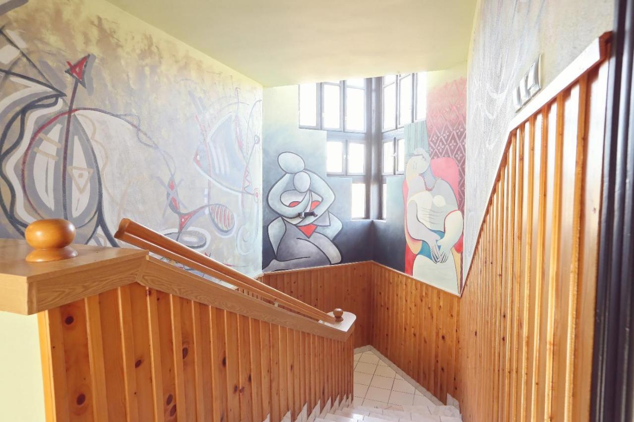 Dezire Guesthouse Băile 1 Mai Zewnętrze zdjęcie