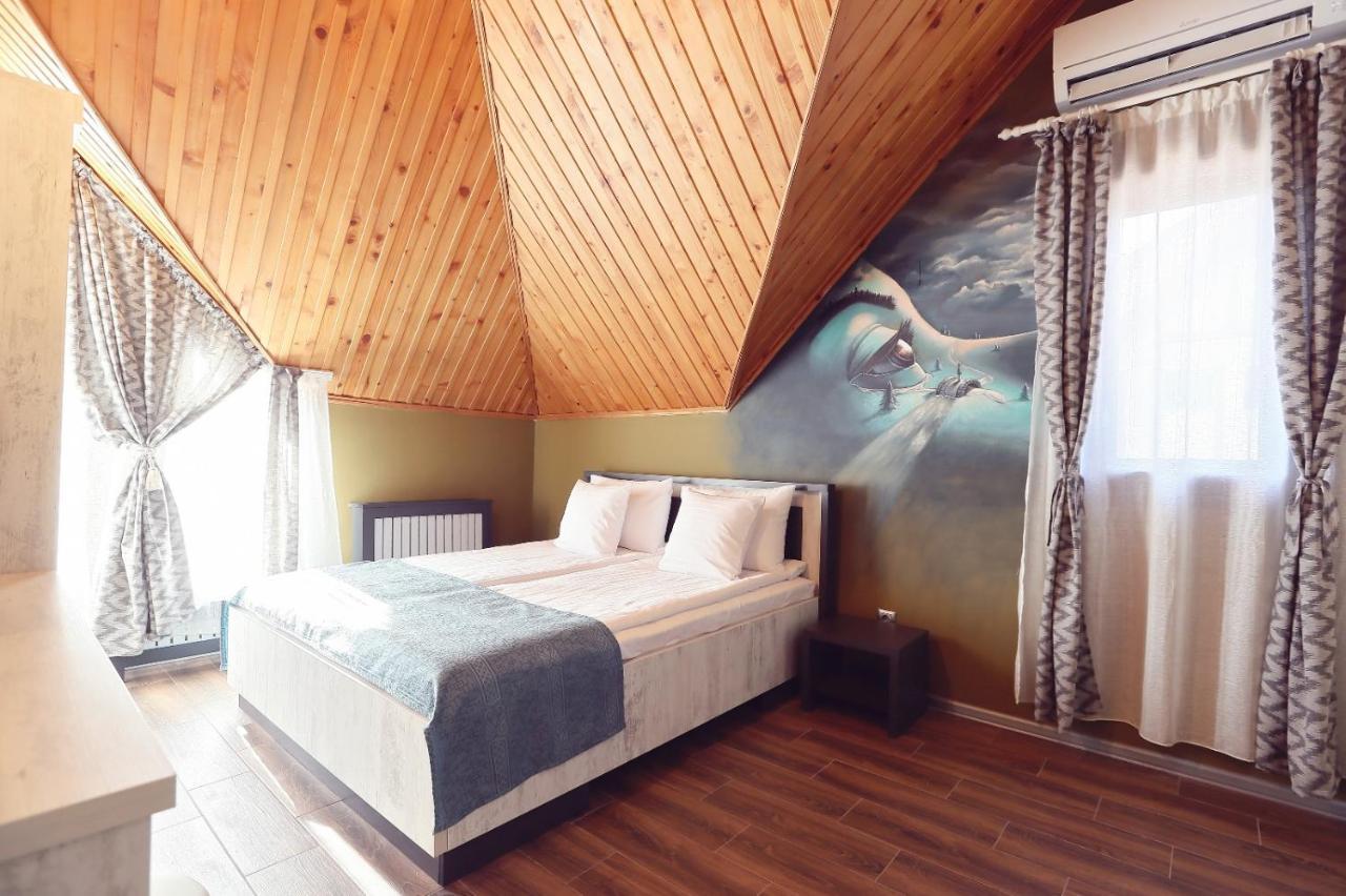 Dezire Guesthouse Băile 1 Mai Zewnętrze zdjęcie