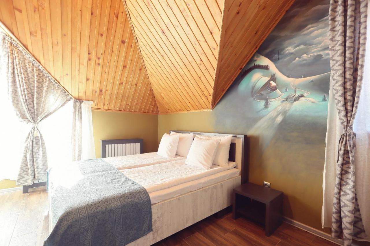 Dezire Guesthouse Băile 1 Mai Zewnętrze zdjęcie