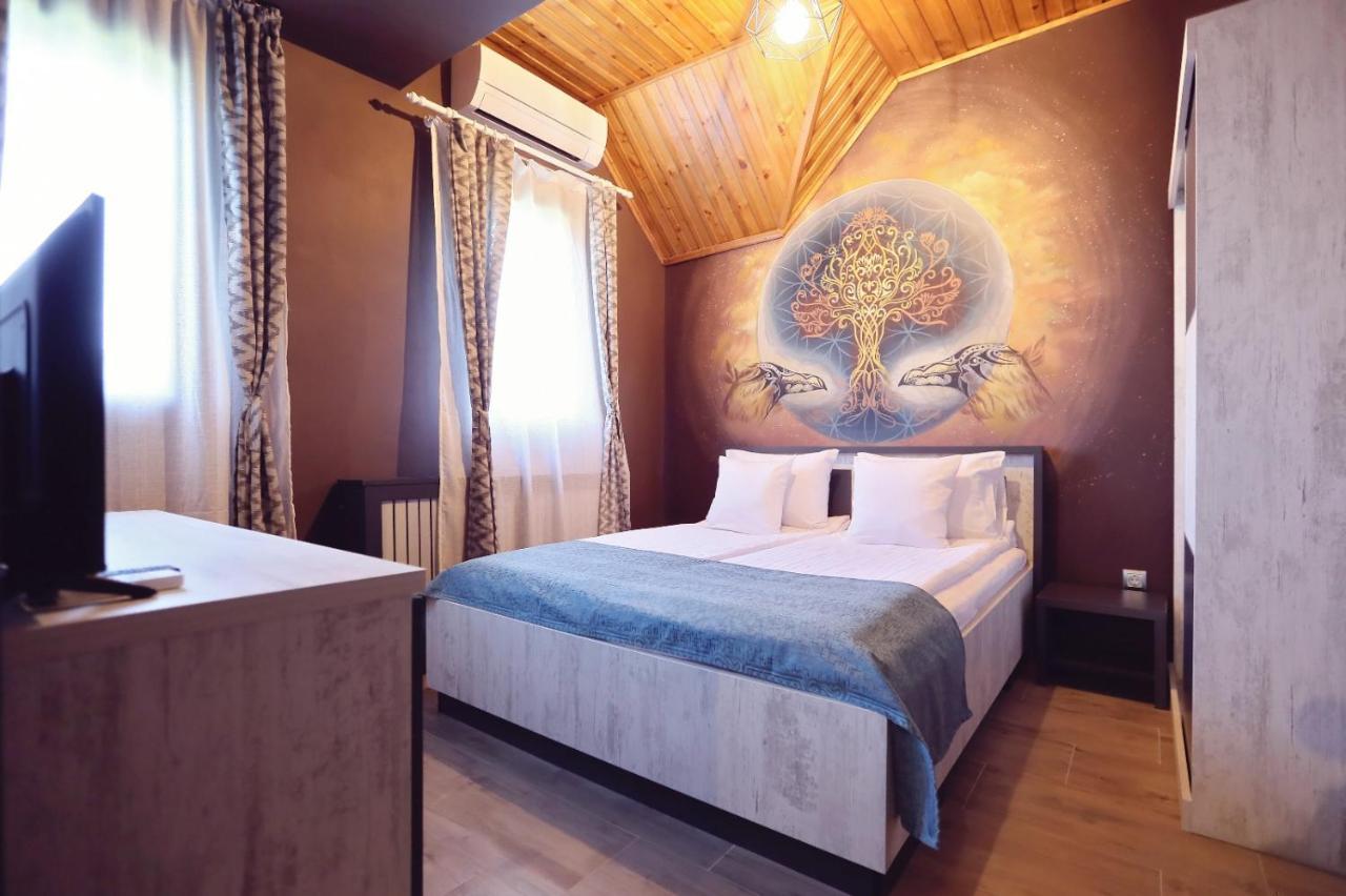 Dezire Guesthouse Băile 1 Mai Zewnętrze zdjęcie