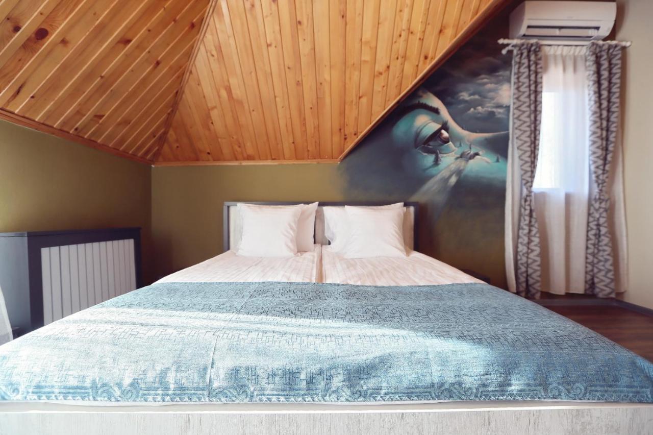 Dezire Guesthouse Băile 1 Mai Zewnętrze zdjęcie
